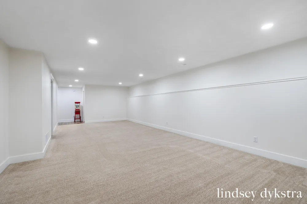 4238 Oak Timbers Drive NE Plainfield Charter Township, MI 49525