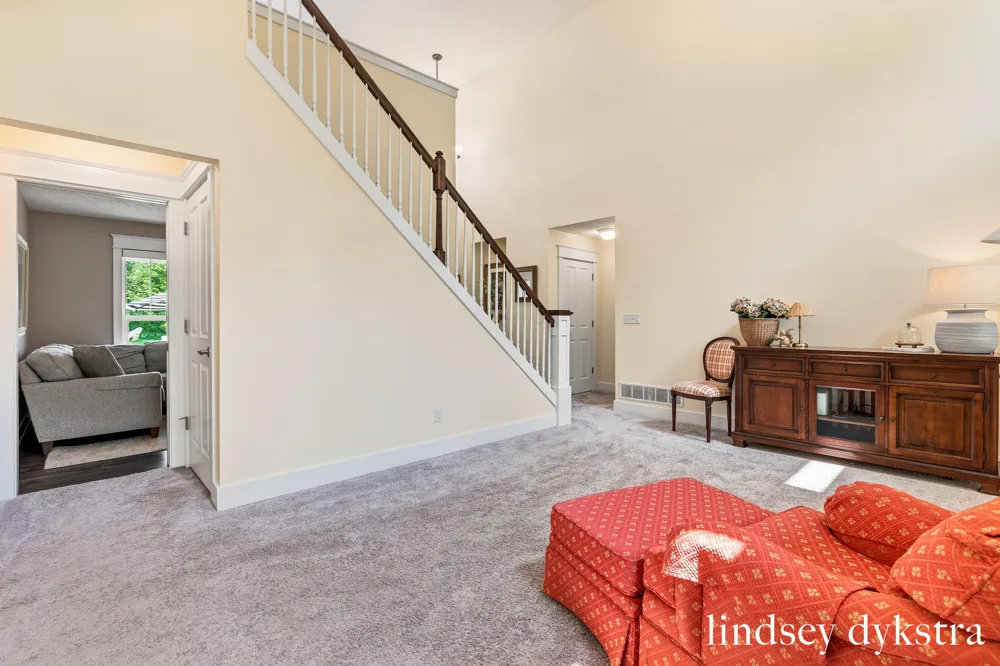 4238 Oak Timbers Drive NE Plainfield Charter Township, MI 49525