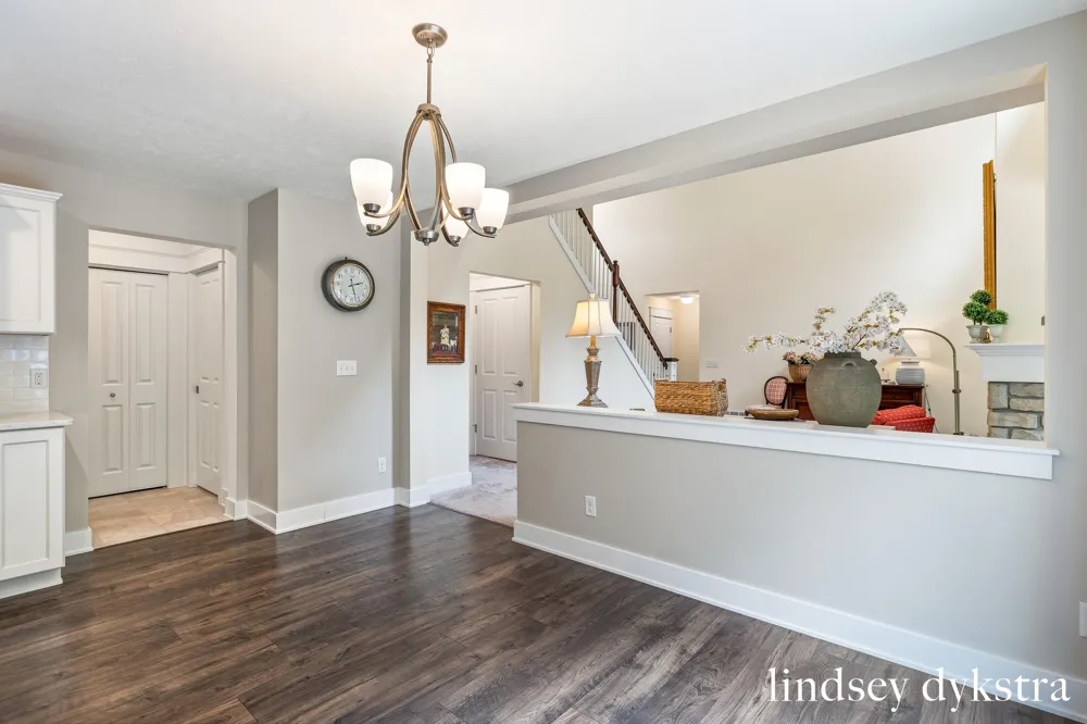 4238 Oak Timbers Drive NE Plainfield Charter Township, MI 49525