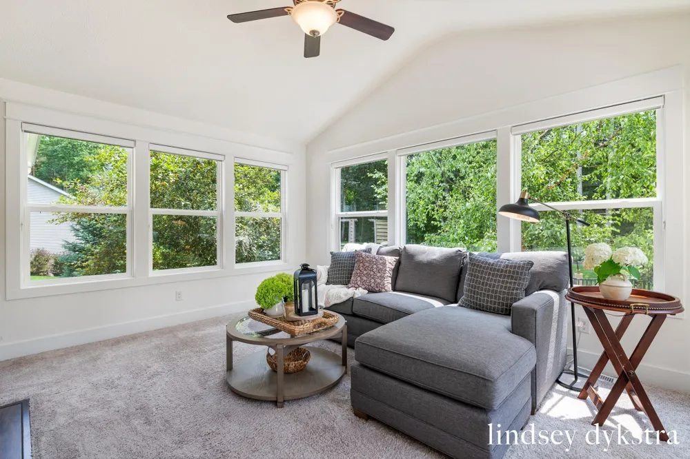 4238 Oak Timbers Drive NE Plainfield Charter Township, MI 49525