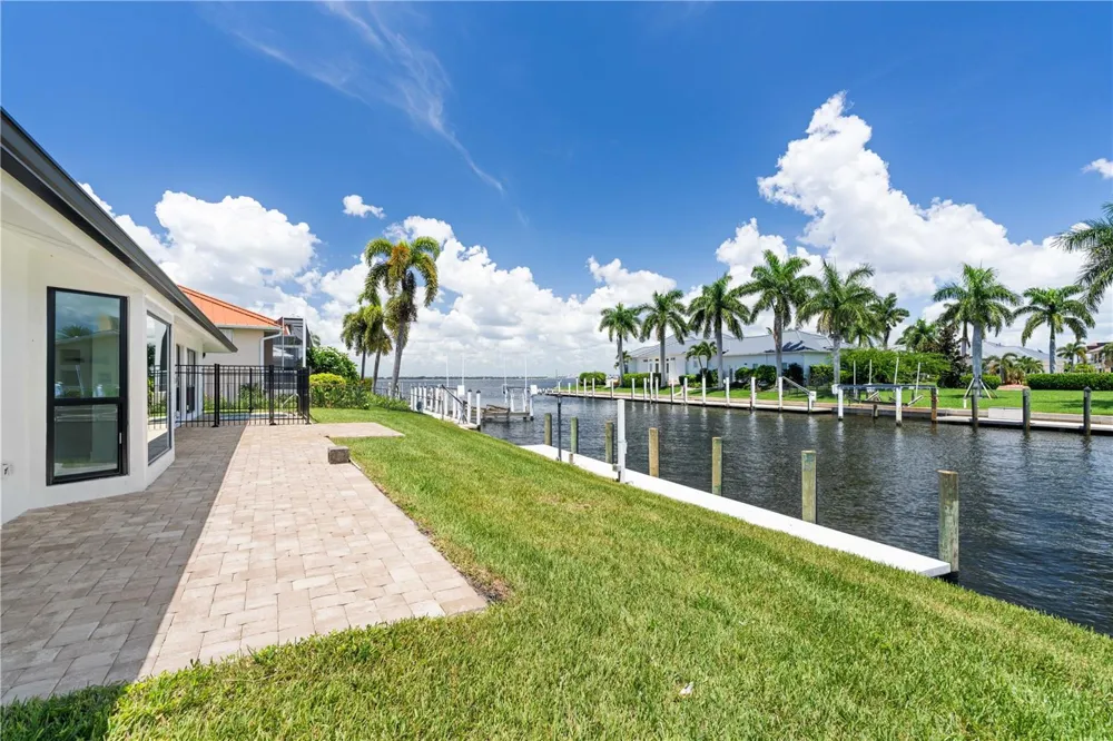 12 SABAL DRIVE Punta Gorda, FL 33950