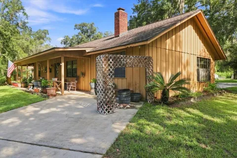 4553 E SHOREWOOD DRIVE