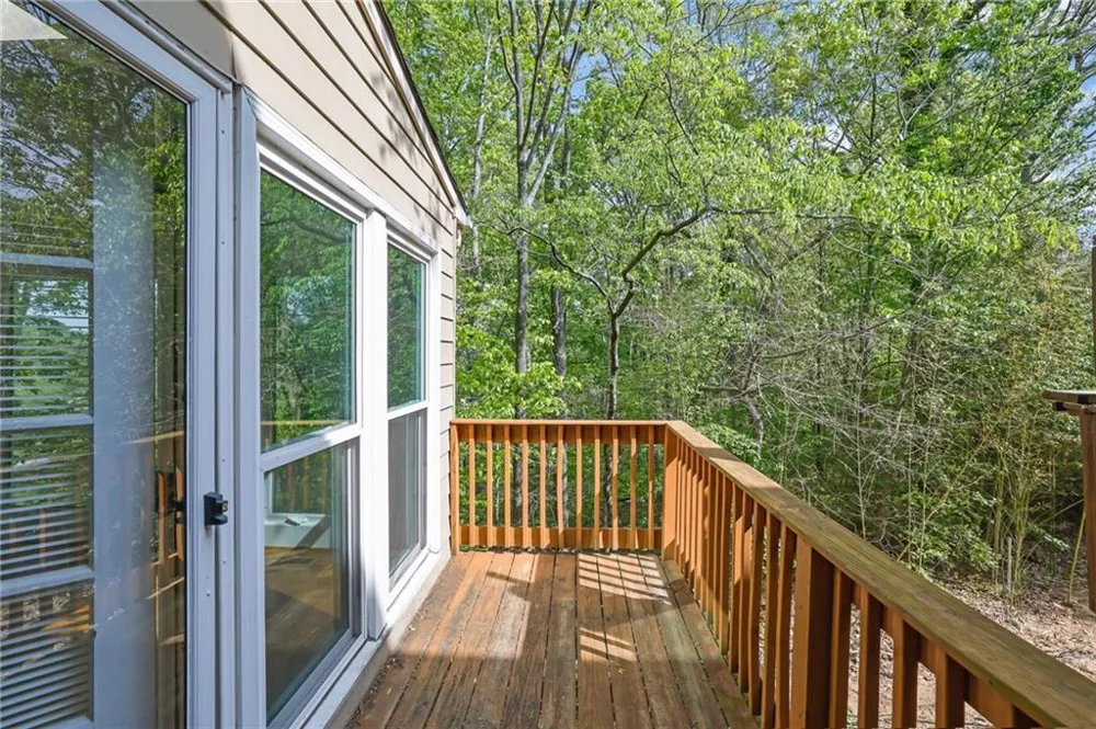 2588 Oakwood Way SE Smyrna, GA 30080
