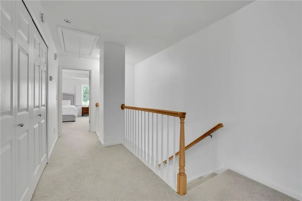 2588 Oakwood Way SE Smyrna, GA 30080