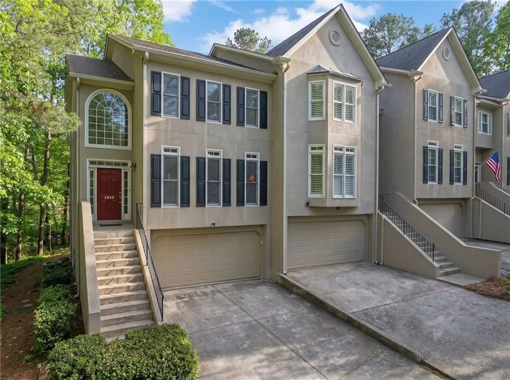 2588 Oakwood Way SE Smyrna, GA 30080