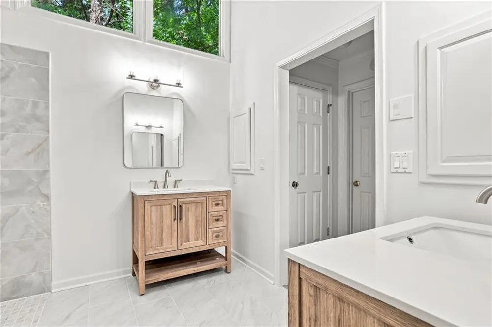 2588 Oakwood Way SE Smyrna, GA 30080