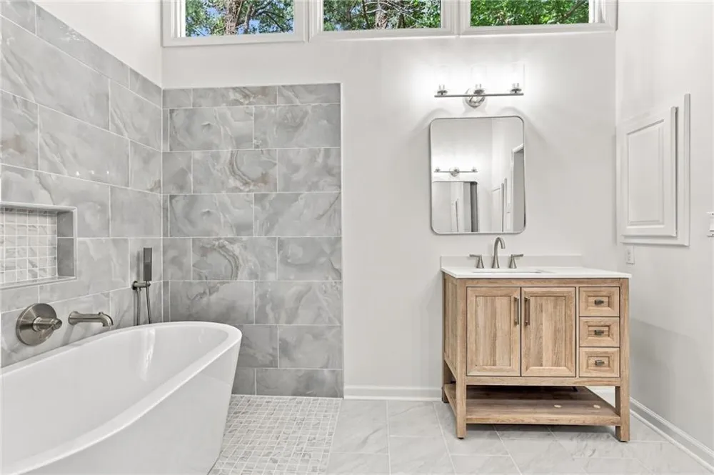 2588 Oakwood Way SE Smyrna, GA 30080