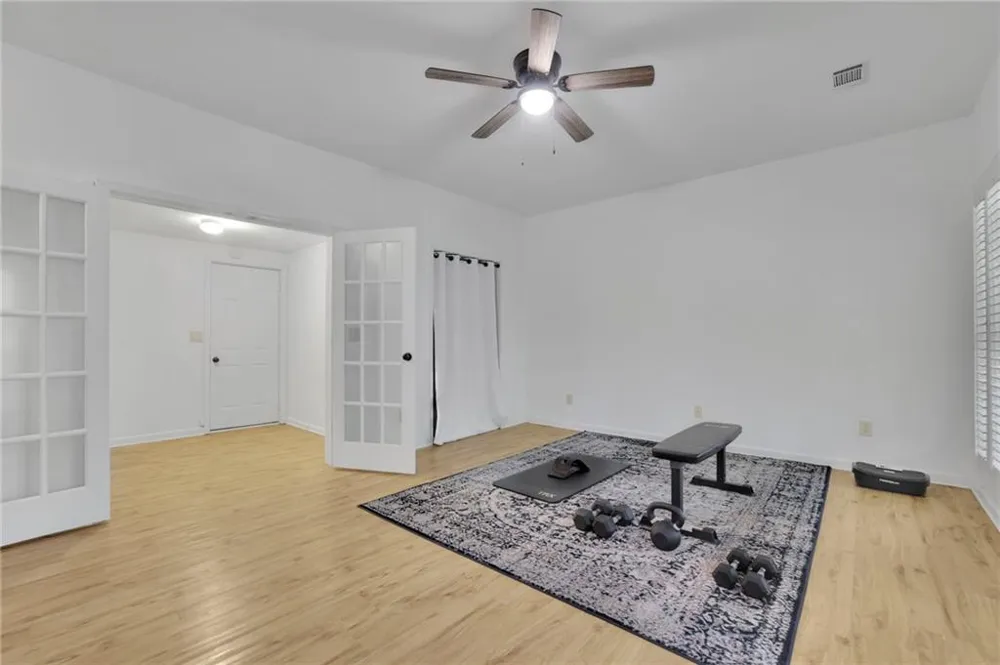2588 Oakwood Way SE Smyrna, GA 30080