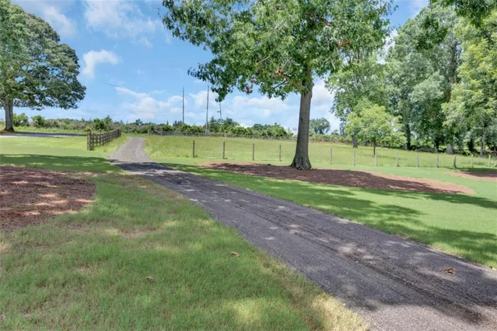 1675 Alcovy Trestle Road Social Circle, GA 30025