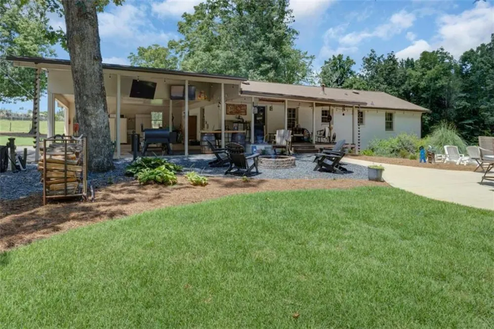 1675 Alcovy Trestle Road Social Circle, GA 30025