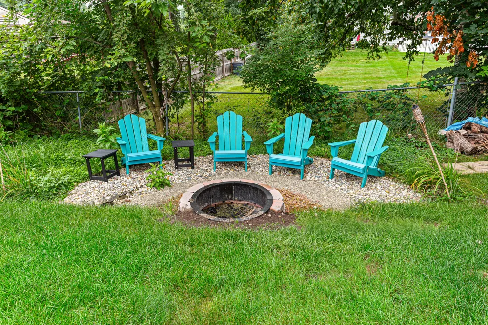 718 Panorama Milford, MI 48381