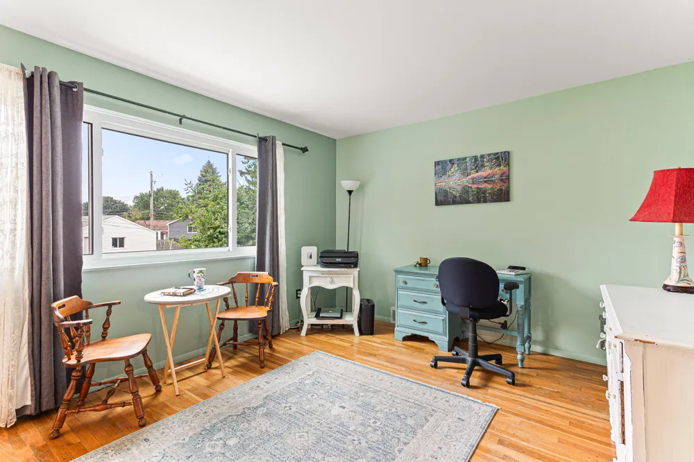 718 Panorama Milford, MI 48381