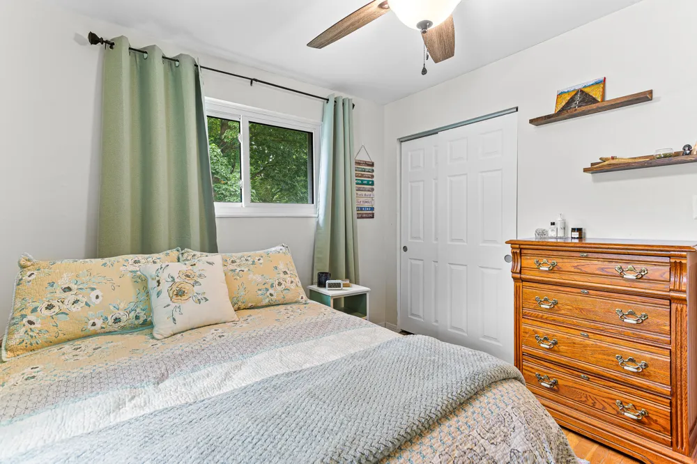 718 Panorama Milford, MI 48381