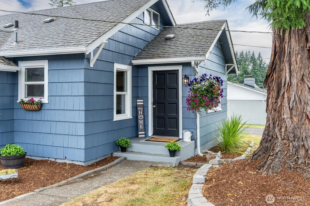 131 Niblett Way Longview, WA 98632