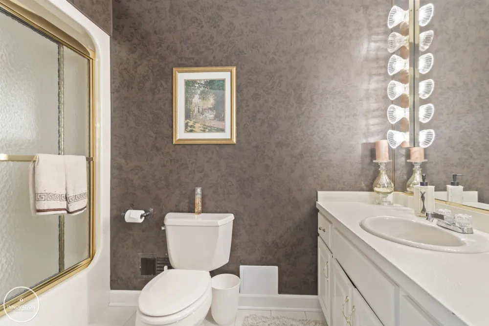 49540 Nautical Drive Chesterfield Township, MI 48047