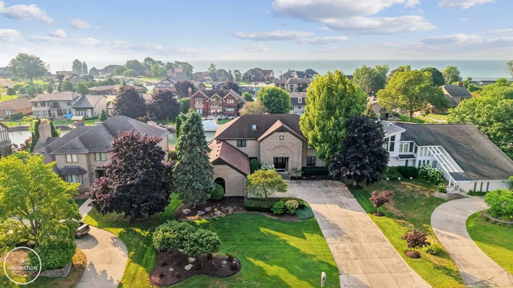 49540 Nautical Drive Chesterfield Township, MI 48047