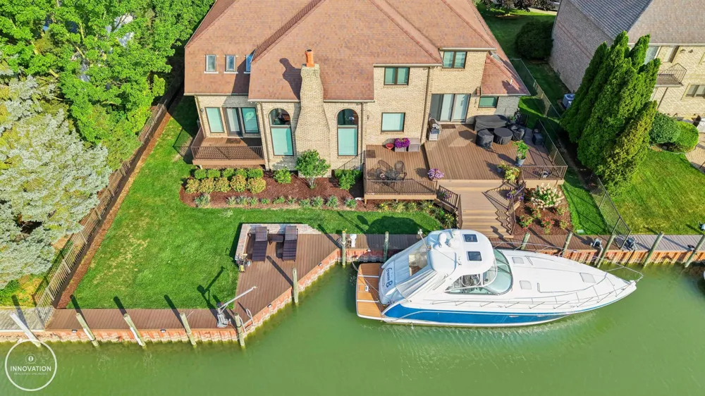 49540 Nautical Drive Chesterfield Township, MI 48047