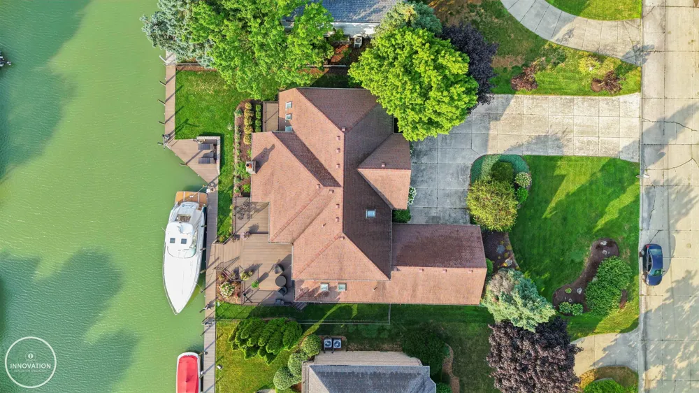 49540 Nautical Drive Chesterfield Township, MI 48047