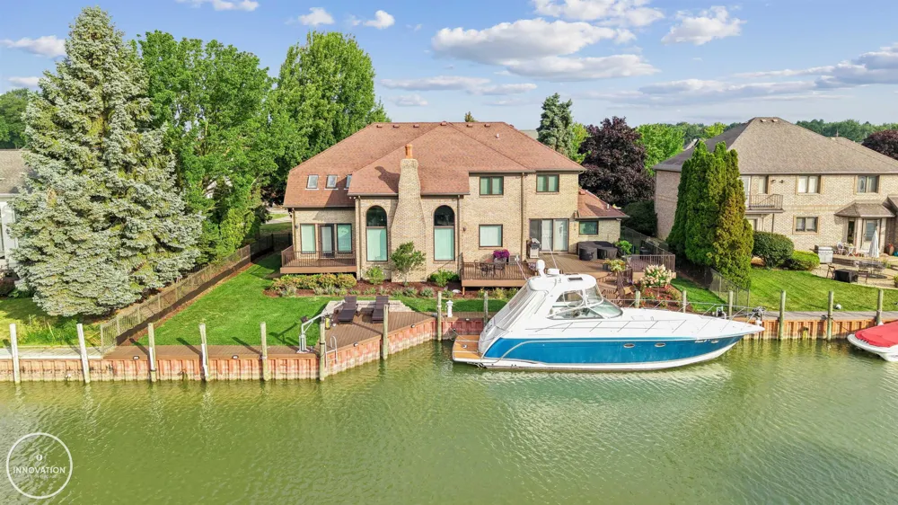 49540 Nautical Drive Chesterfield Township, MI 48047