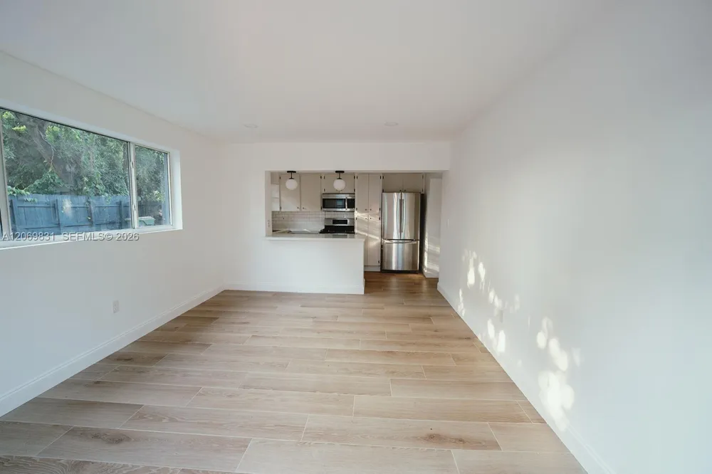 801 NE 144th St North Miami, FL 33161