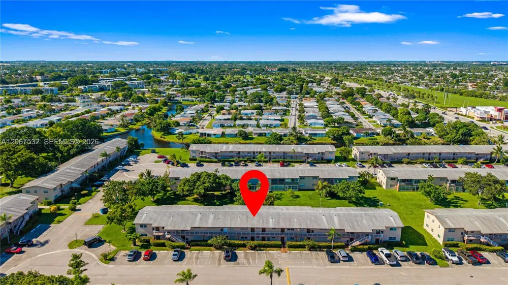 7305 NW 5th Ct #204 Margate, FL 33063