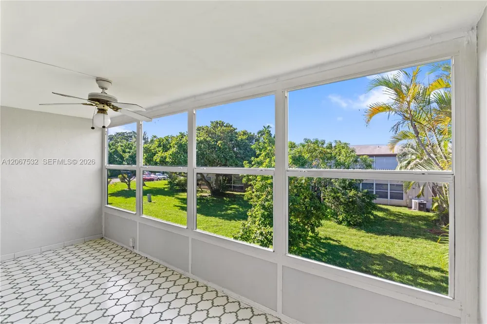 7305 NW 5th Ct #204 Margate, FL 33063