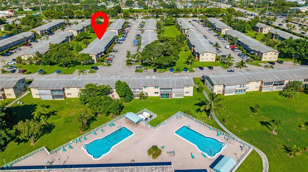 7305 NW 5th Ct #204 Margate, FL 33063