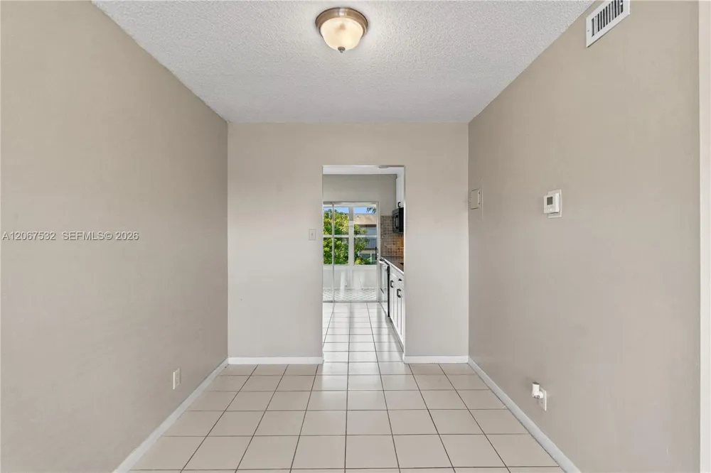 7305 NW 5th Ct #204 Margate, FL 33063