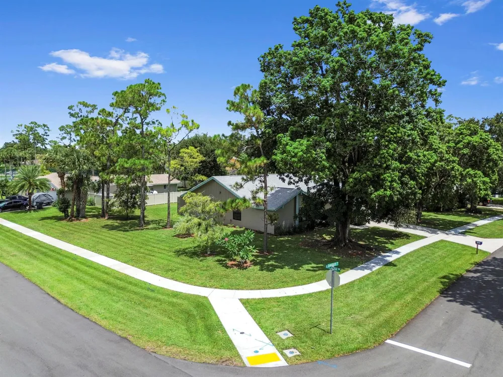 12373 Sawgrass Court Wellington, FL 33414