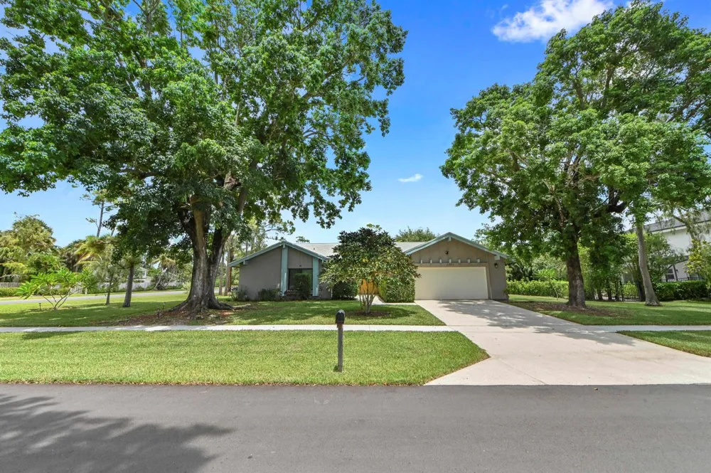 12373 Sawgrass Court Wellington, FL 33414