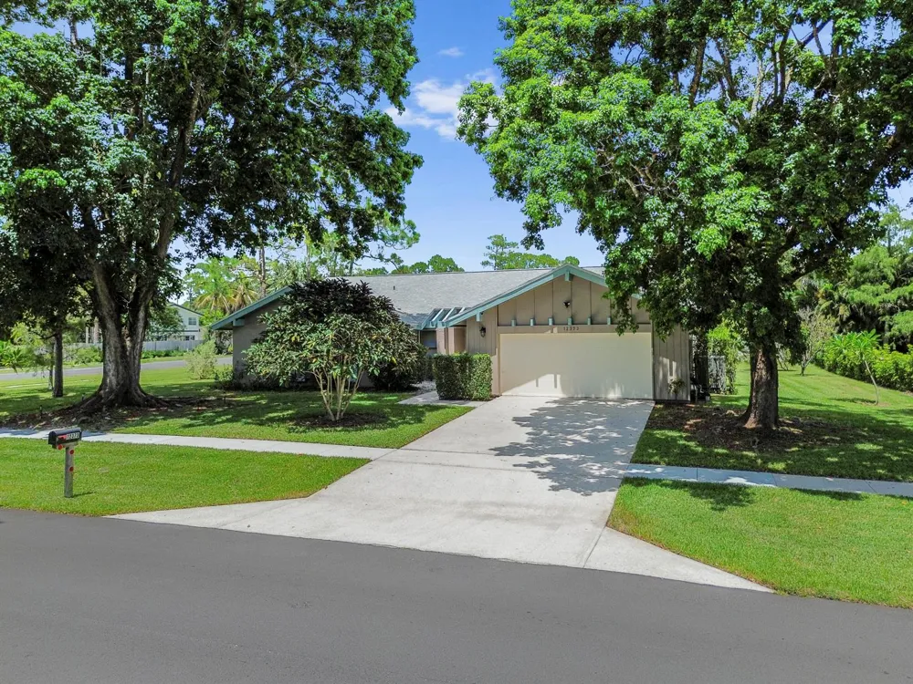12373 Sawgrass Court Wellington, FL 33414