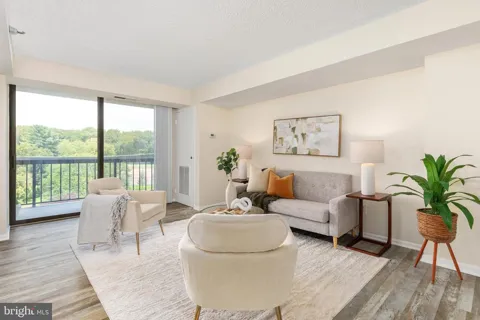 7401 WESTLAKE TERRACE #506