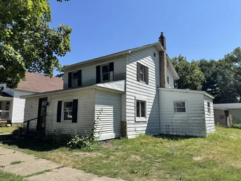 219 S Summit Street