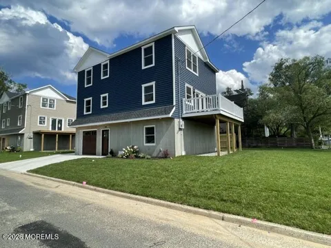 40 Roland Street