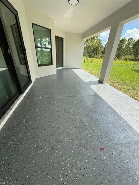 819 Congress Avenue Lehigh Acres, FL 33972