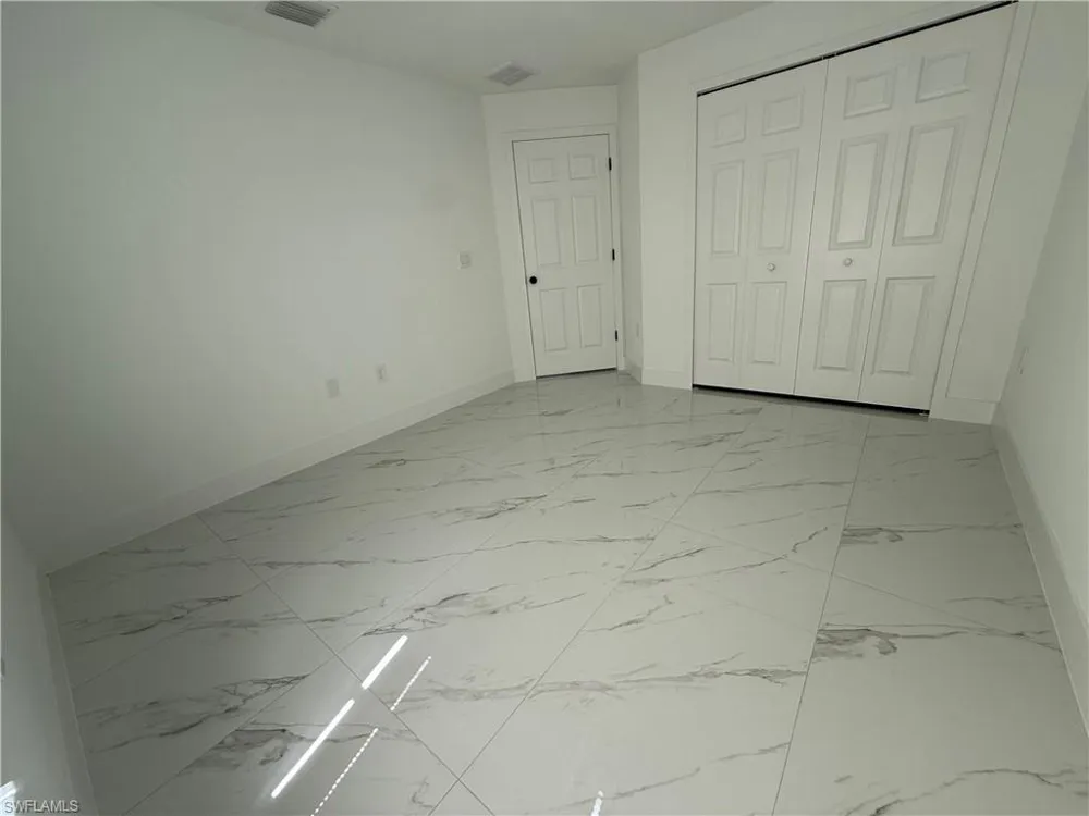 819 Congress Avenue Lehigh Acres, FL 33972