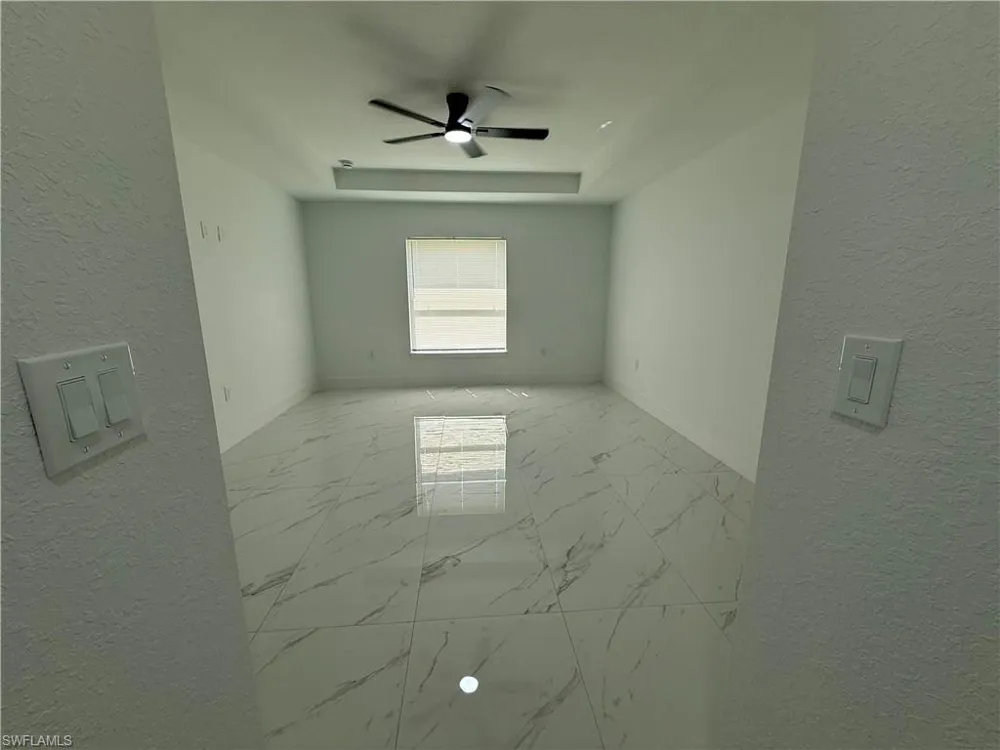 819 Congress Avenue Lehigh Acres, FL 33972