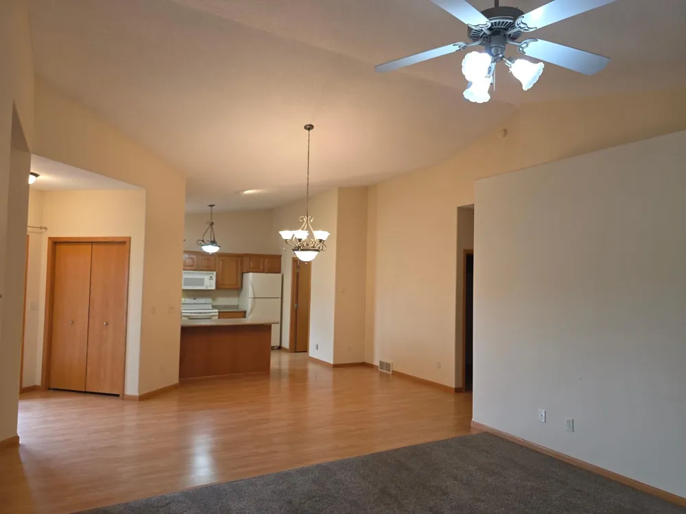 972 33rd Street S Moorhead, MN 56560