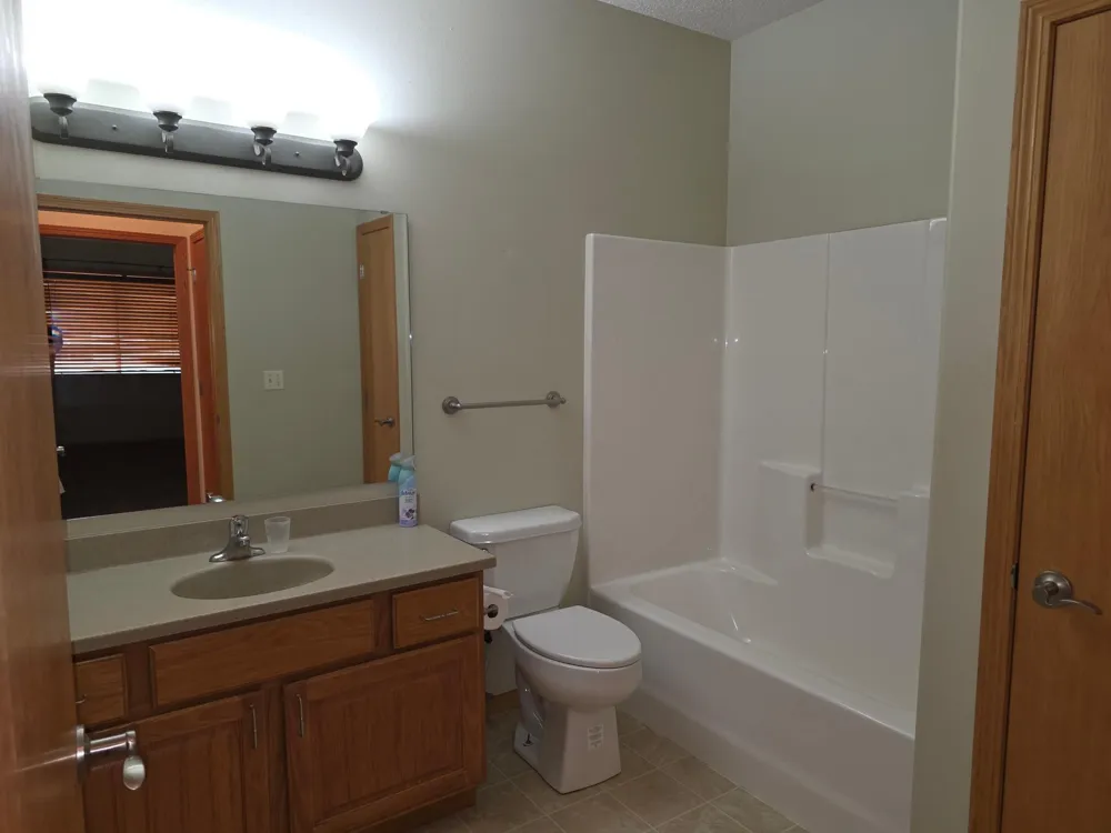 972 33rd Street S Moorhead, MN 56560