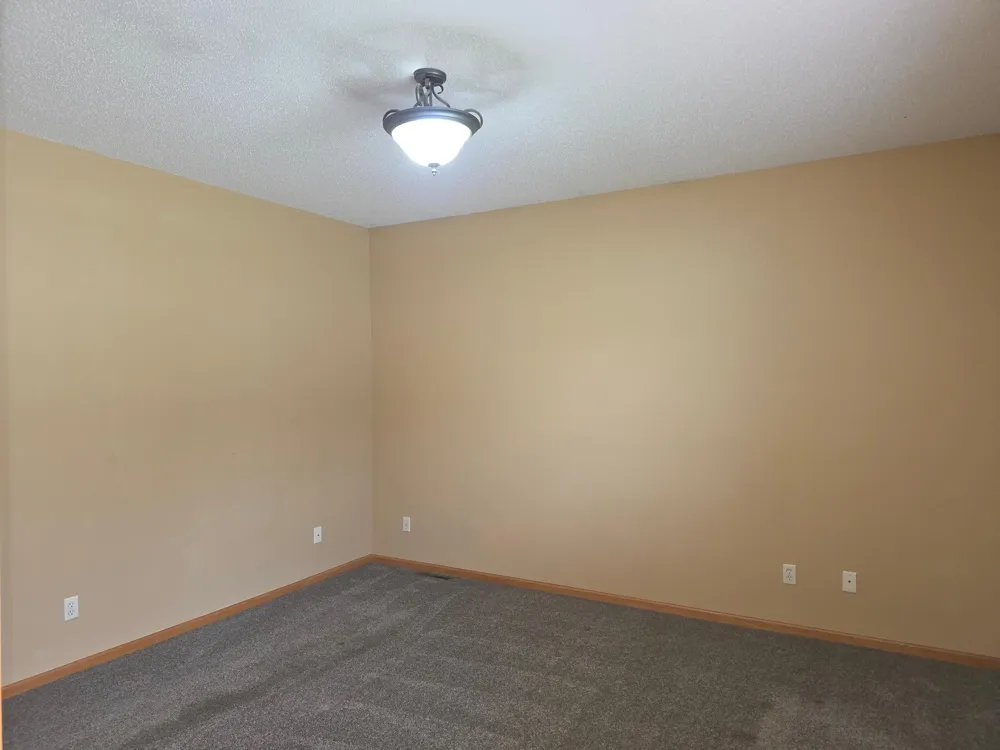972 33rd Street S Moorhead, MN 56560