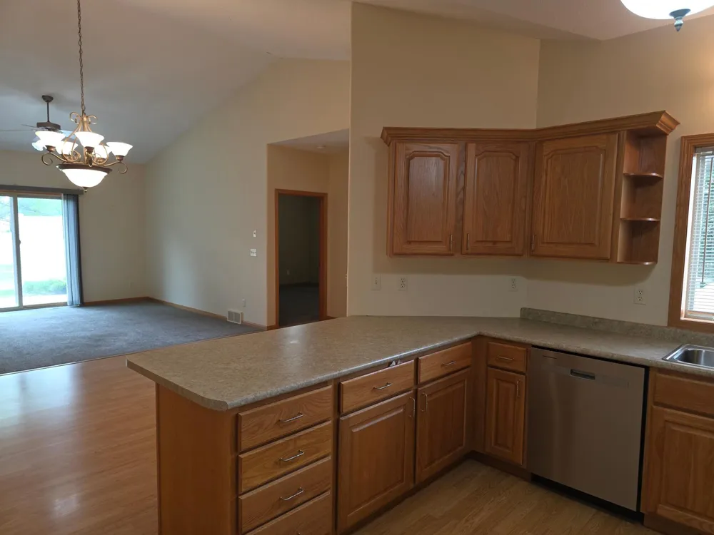 972 33rd Street S Moorhead, MN 56560