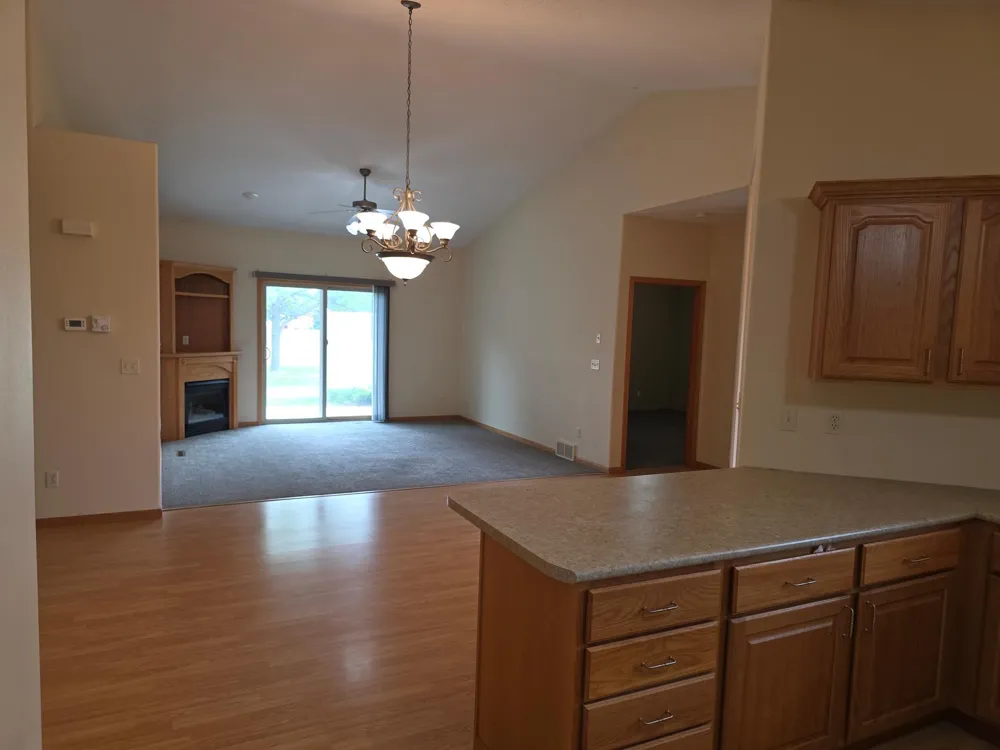 972 33rd Street S Moorhead, MN 56560