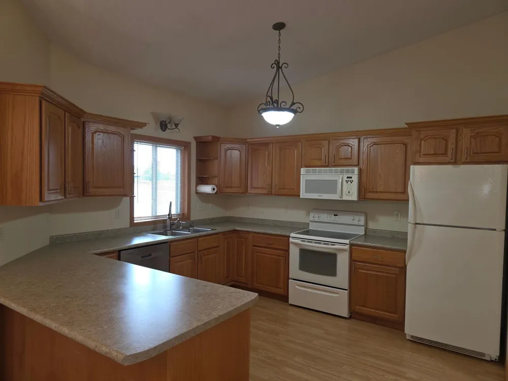 972 33rd Street S Moorhead, MN 56560