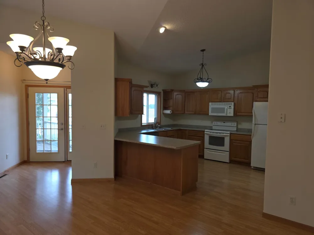 972 33rd Street S Moorhead, MN 56560