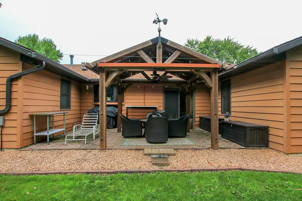 19634 Skyview Circle Hutchinson, MN 55350