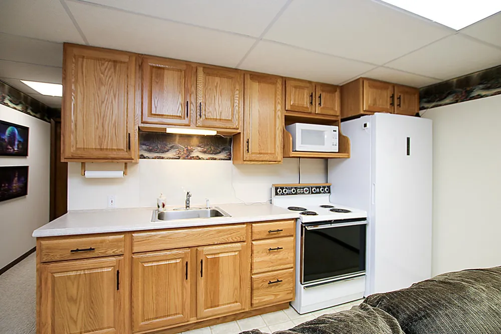 19634 Skyview Circle Hutchinson, MN 55350