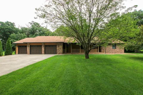 19634 Skyview Circle