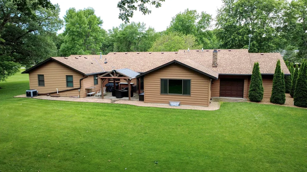 19634 Skyview Circle Hutchinson, MN 55350