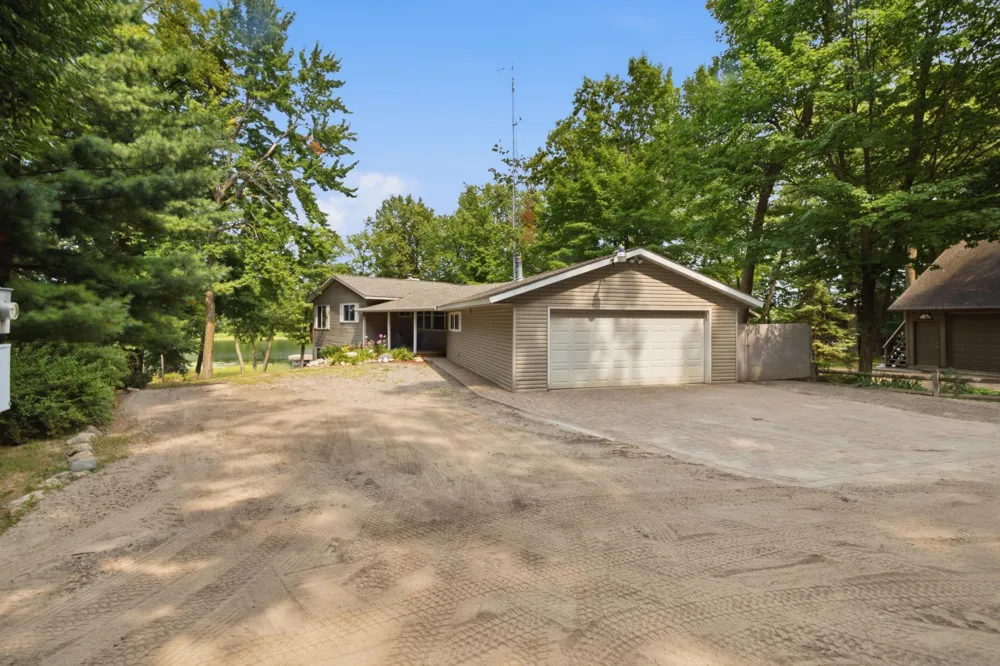 30802 Rock Hill Drive Cushing, MN 56443