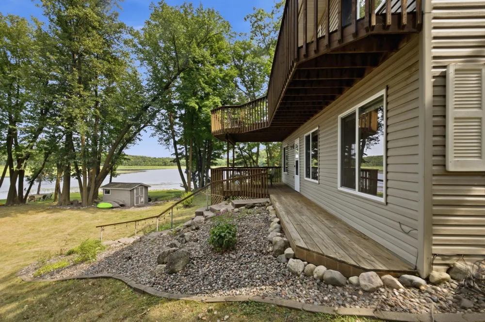 30802 Rock Hill Drive Cushing, MN 56443